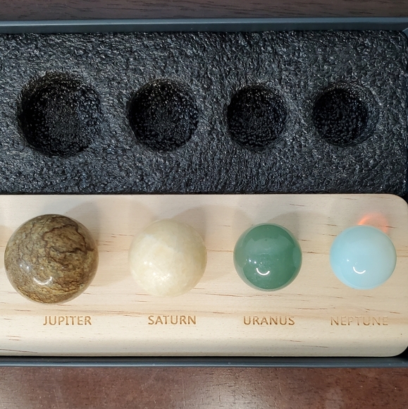 Solar System Crystal Sphere Planets, New - Picture 6 of 17